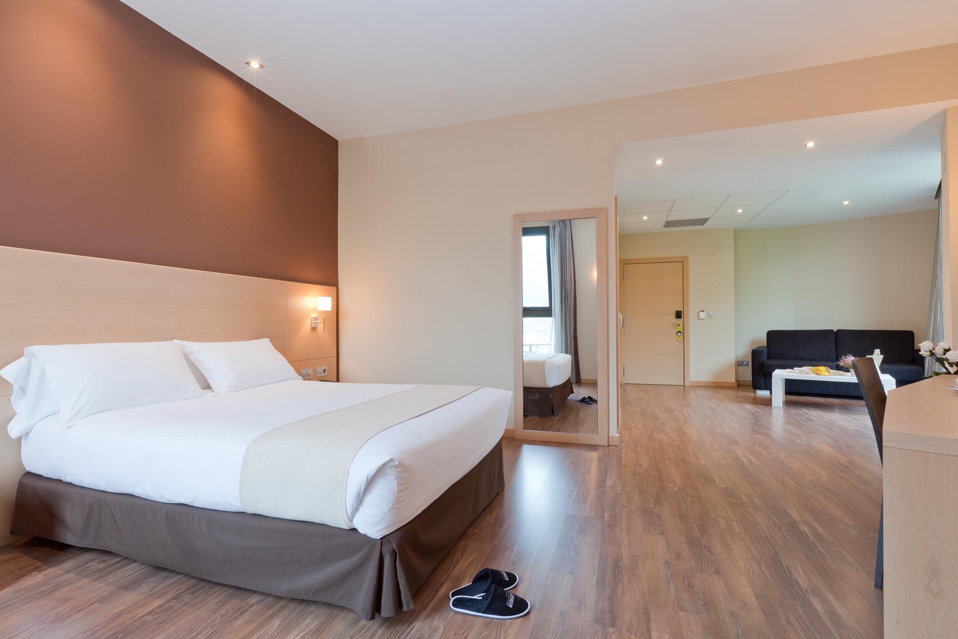 Spirit Hotel Gran Bilbao Luaran gambar Room at the hotel